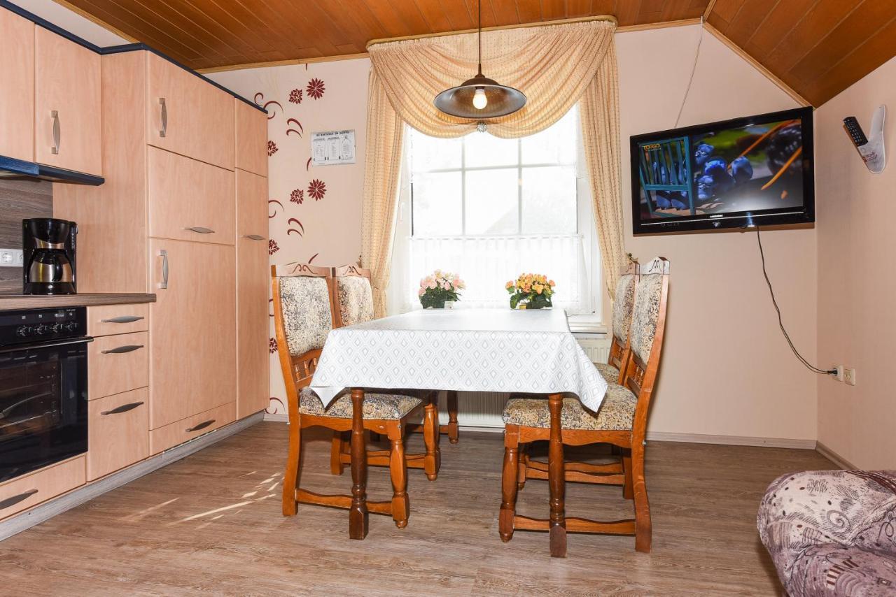 Ferienwohnungen Im Landhaus Oldenhof Stedesdorf Luaran gambar